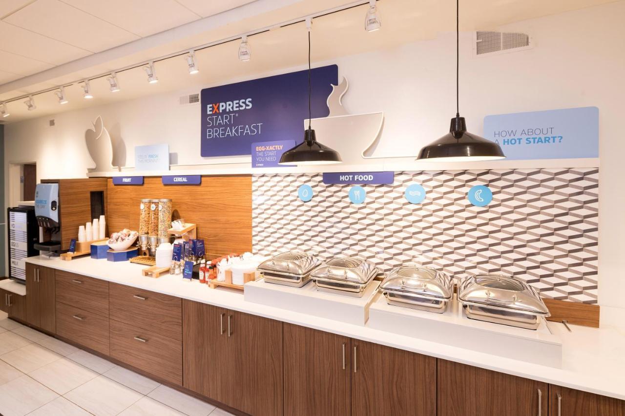 Holiday Inn Express & Suites Alpena - Downtown By Ihg Extérieur photo