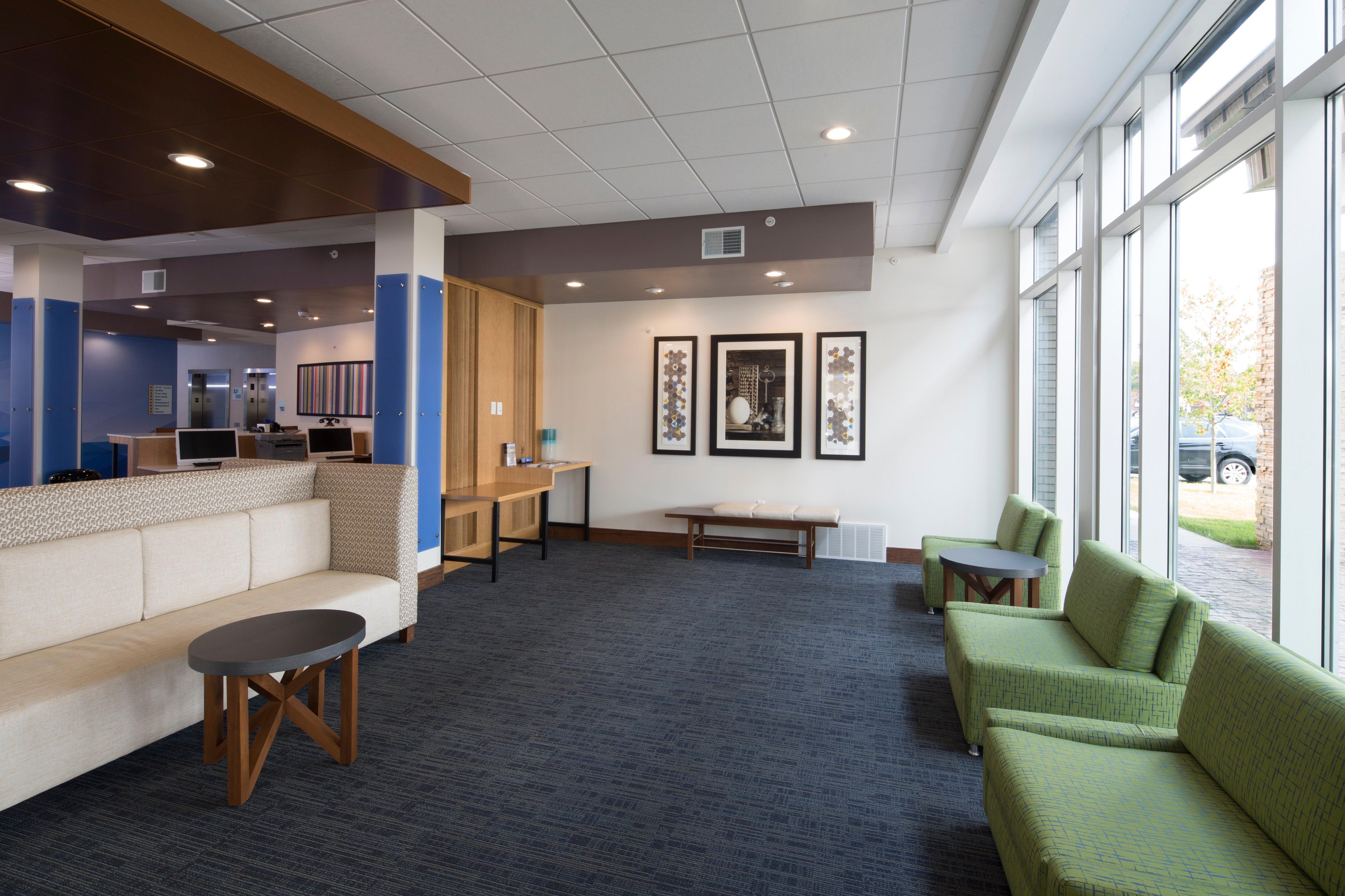 Holiday Inn Express & Suites Alpena - Downtown By Ihg Extérieur photo