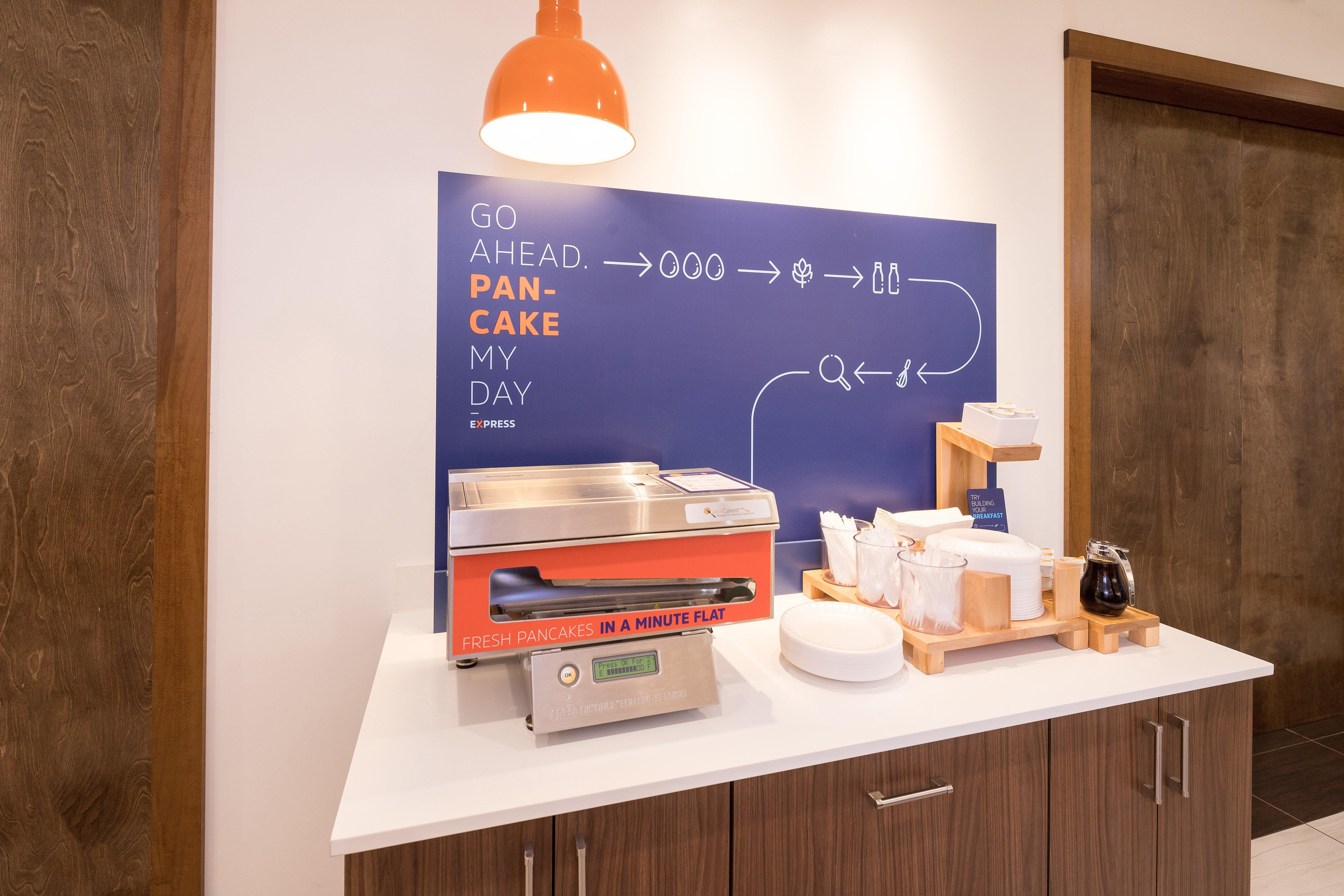 Holiday Inn Express & Suites Alpena - Downtown By Ihg Extérieur photo