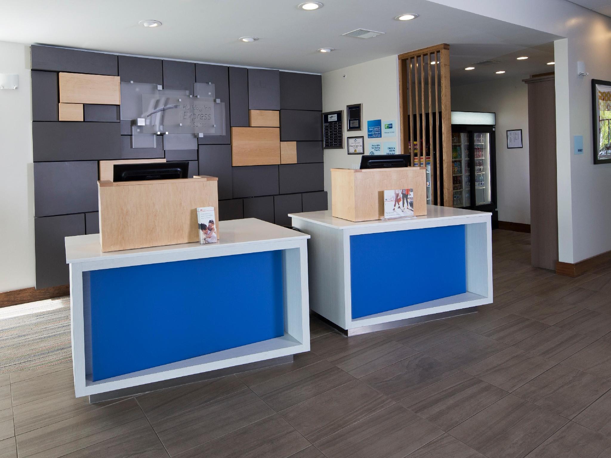 Holiday Inn Express & Suites Alpena - Downtown By Ihg Extérieur photo
