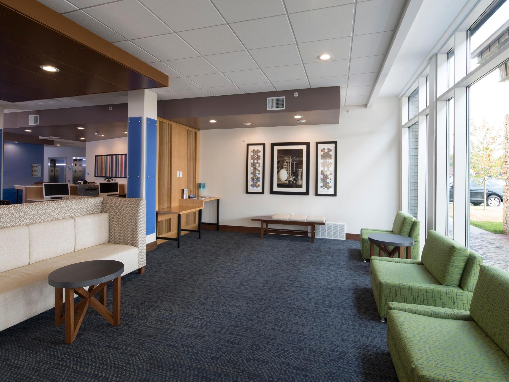 Holiday Inn Express & Suites Alpena - Downtown By Ihg Extérieur photo